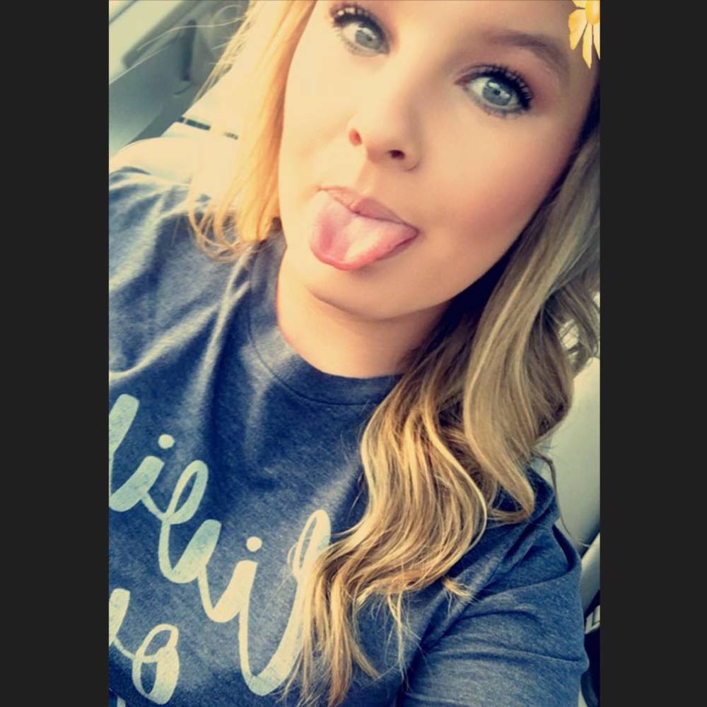 Meet your Posher, Kendra